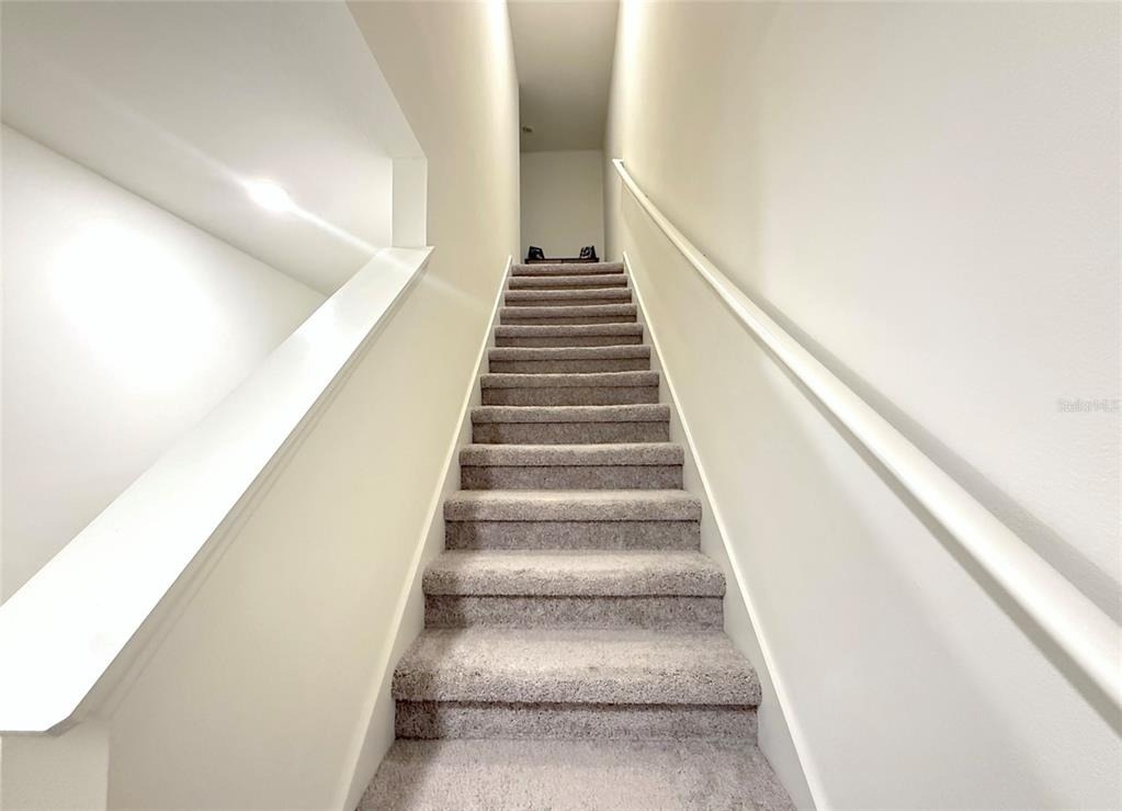 1242 Chester Avenue - Photo 9