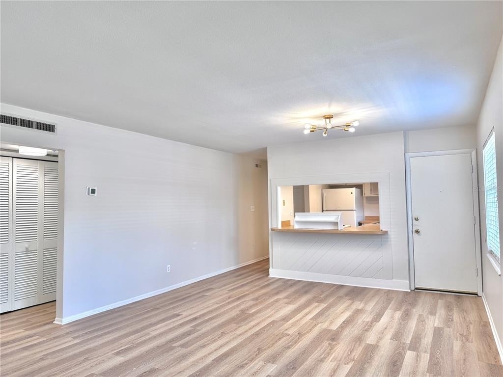 1000 S Semoran Boulevard - Photo 5