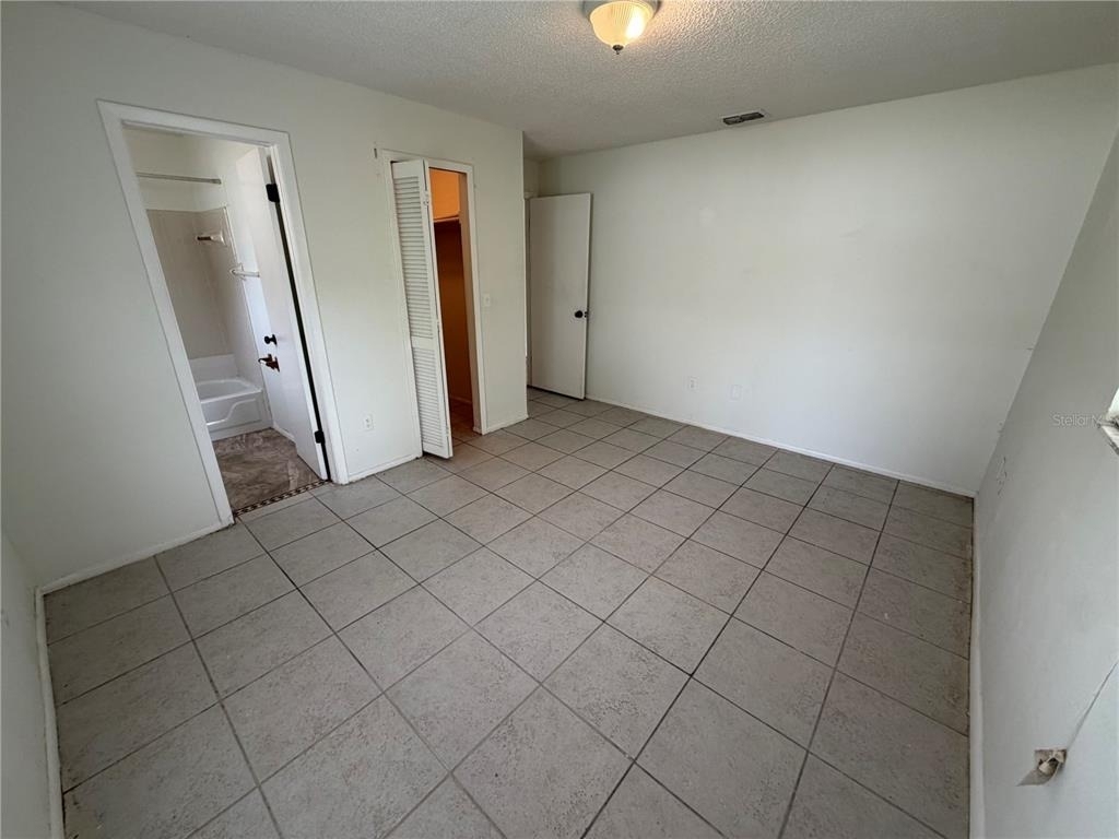 1816 Bonneville - Photo 7