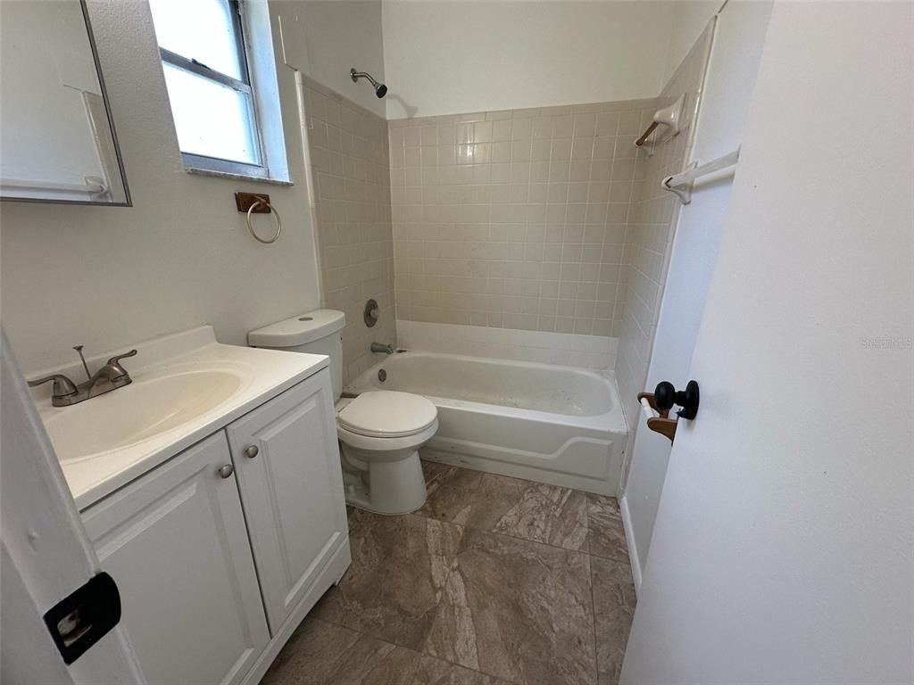 1816 Bonneville - Photo 12