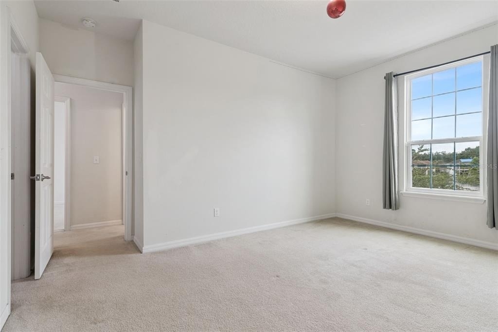 660 Fanning Drive - Photo 18