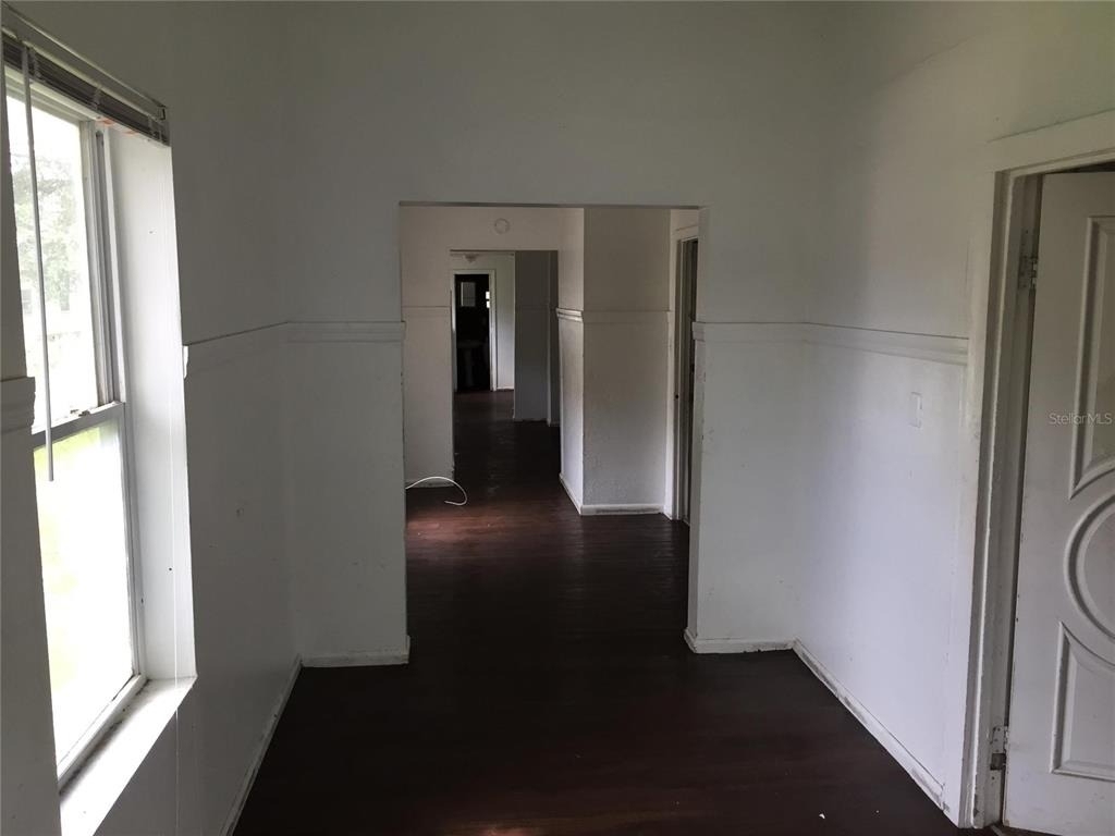 1489 Grothe Street - Photo 4