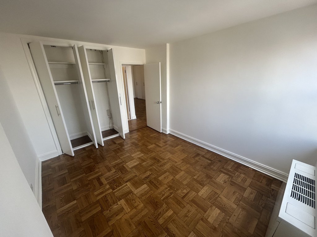 888 8th Avenue - Photo 2
