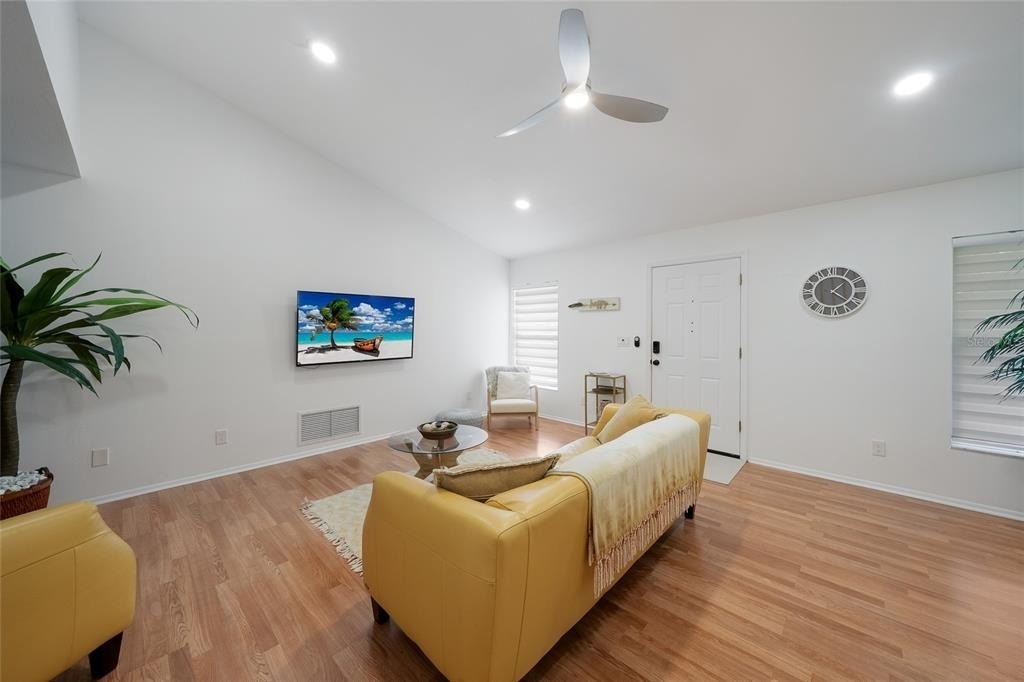643 Mobile Road - Photo 5