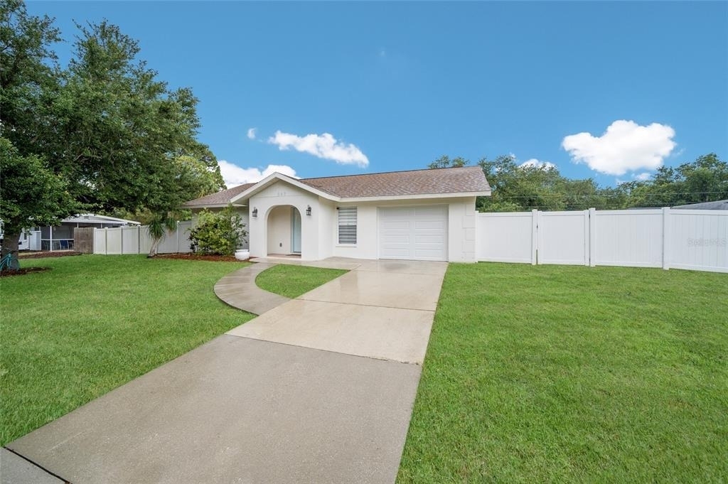 643 Mobile Road - Photo 0