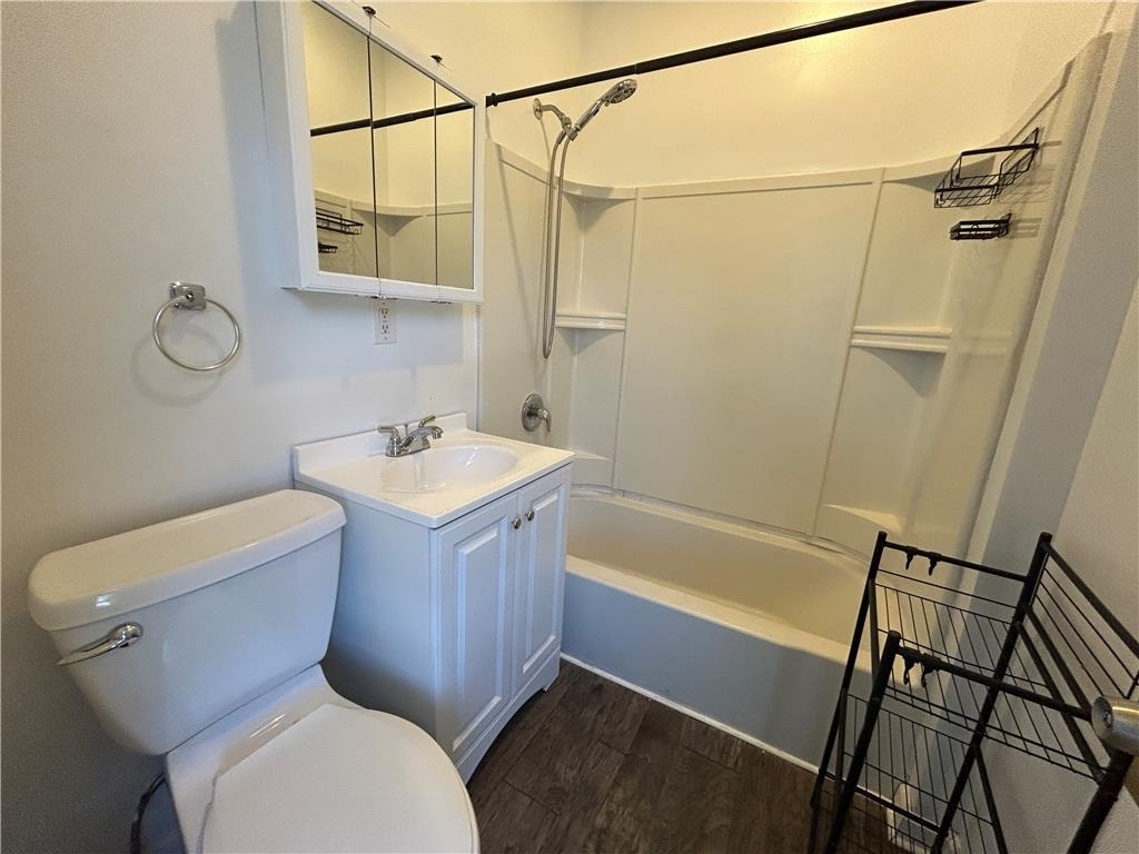 721 Northampton Street - Photo 7