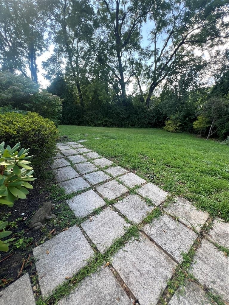 896 Briarstone Road - Photo 18