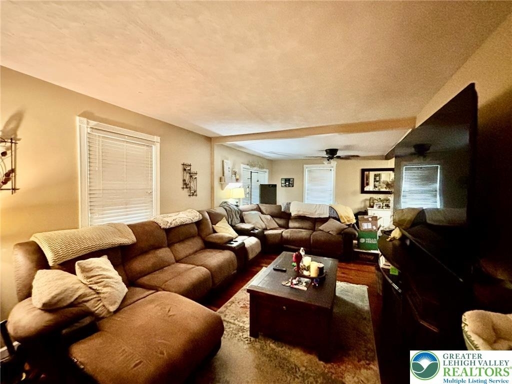233 High Street - Photo 6