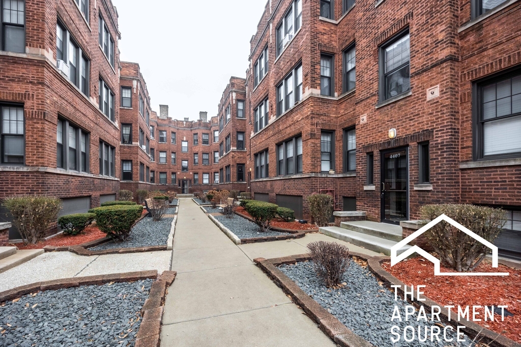 4419 North Wolcott Avenue - Photo 9