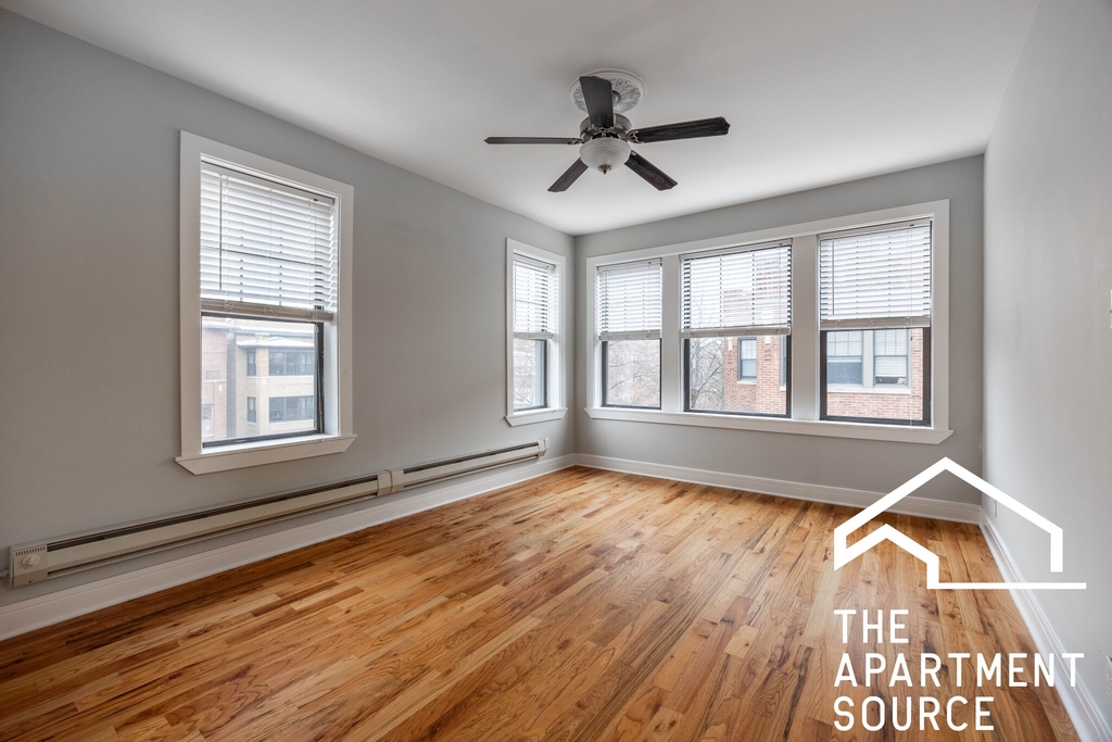 4419 North Wolcott Avenue - Photo 3