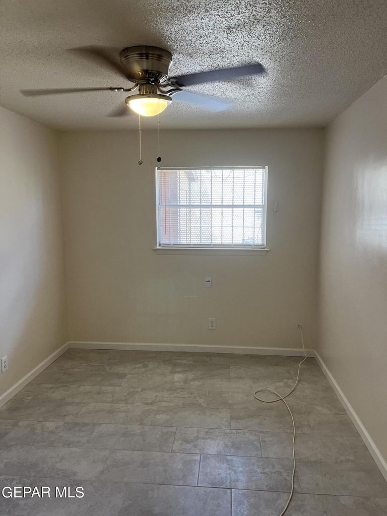 8953 Herbert Street - Photo 6