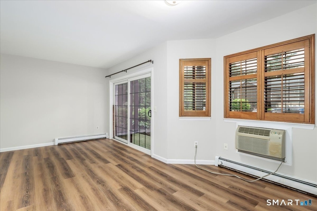 7 Tara Drive - Photo 11