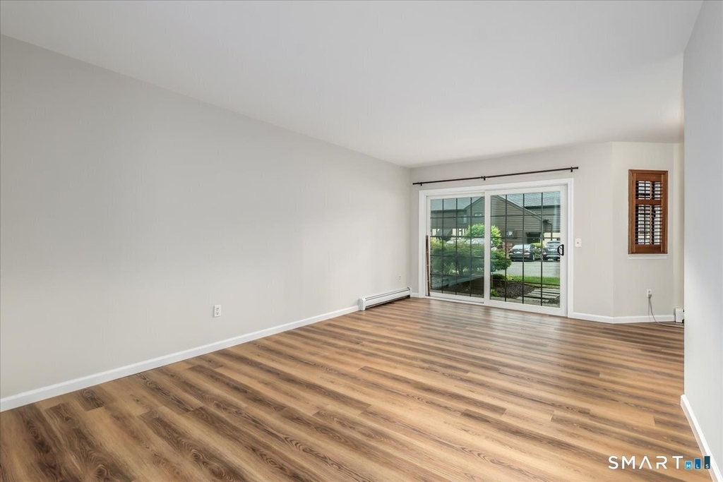 7 Tara Drive - Photo 6