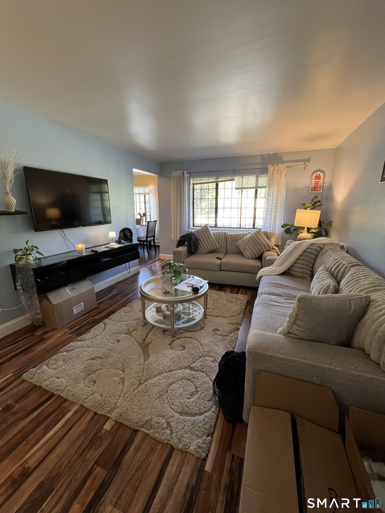 20 Teresa Place - Photo 1