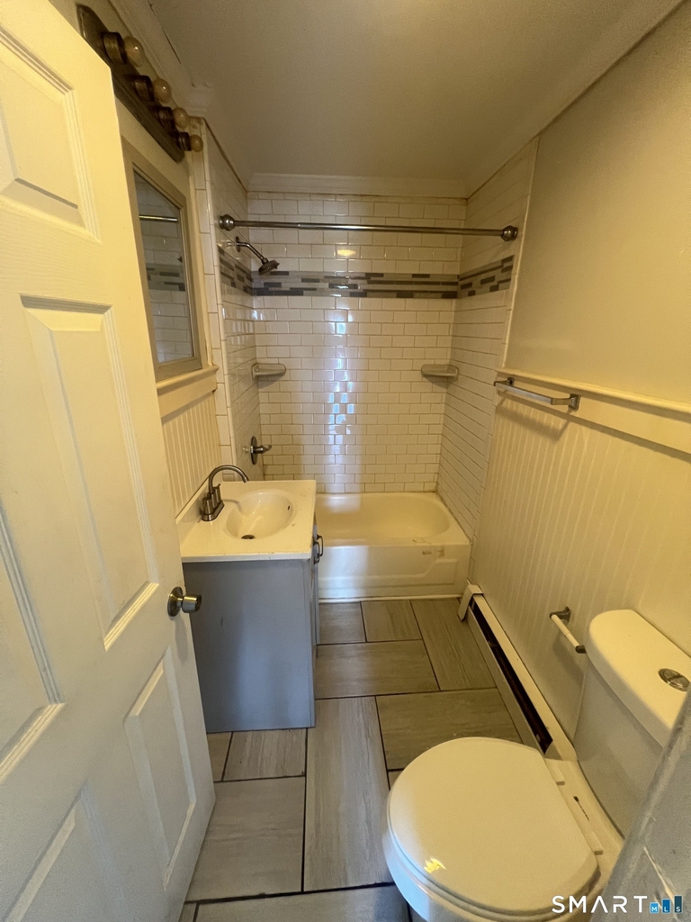 1389 Pembroke Street - Photo 9