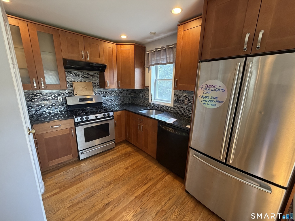 612 Black Rock Turnpike - Photo 6