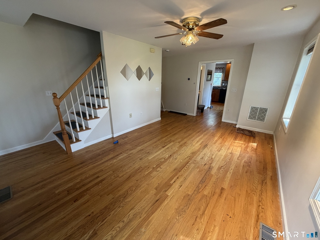 612 Black Rock Turnpike - Photo 2