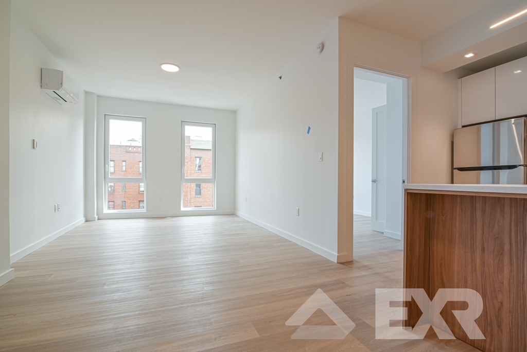 100 Lenox Road - Photo 1