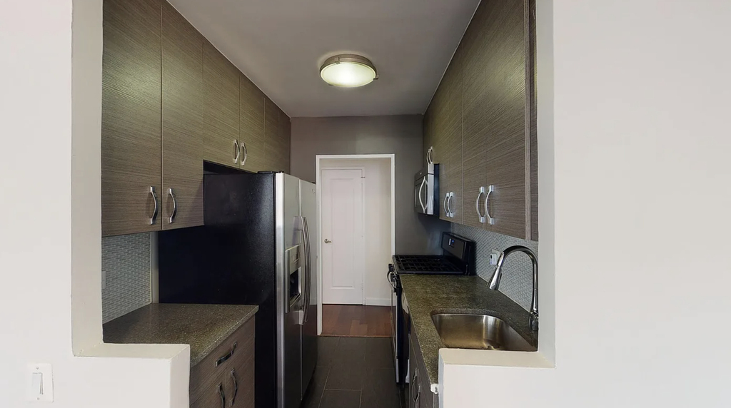 401 East 34th Street - Photo 0