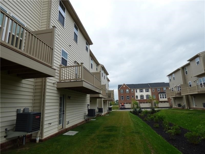 2302 Pointe View - Photo 18