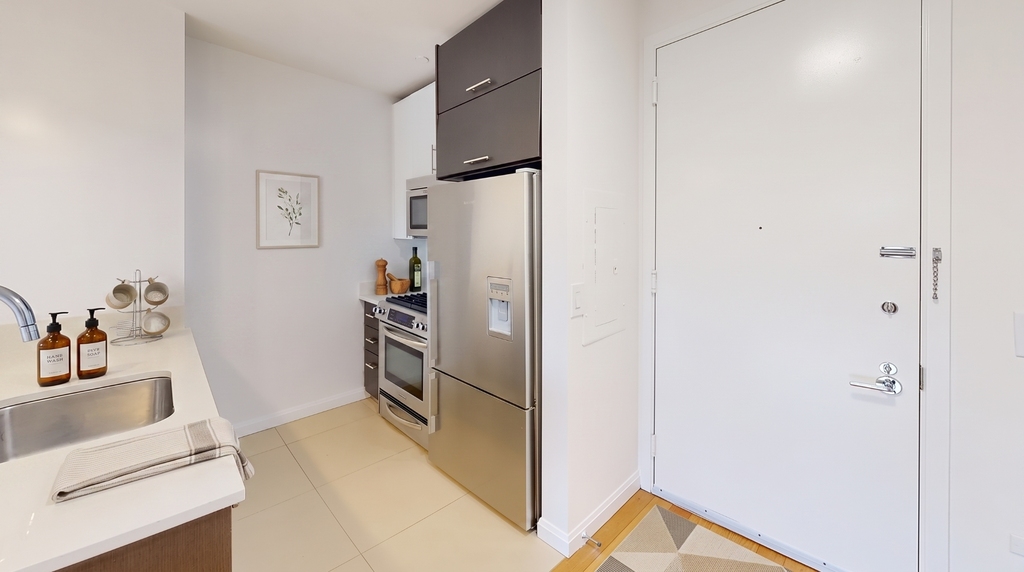 795 Columbus Avenue - Photo 2