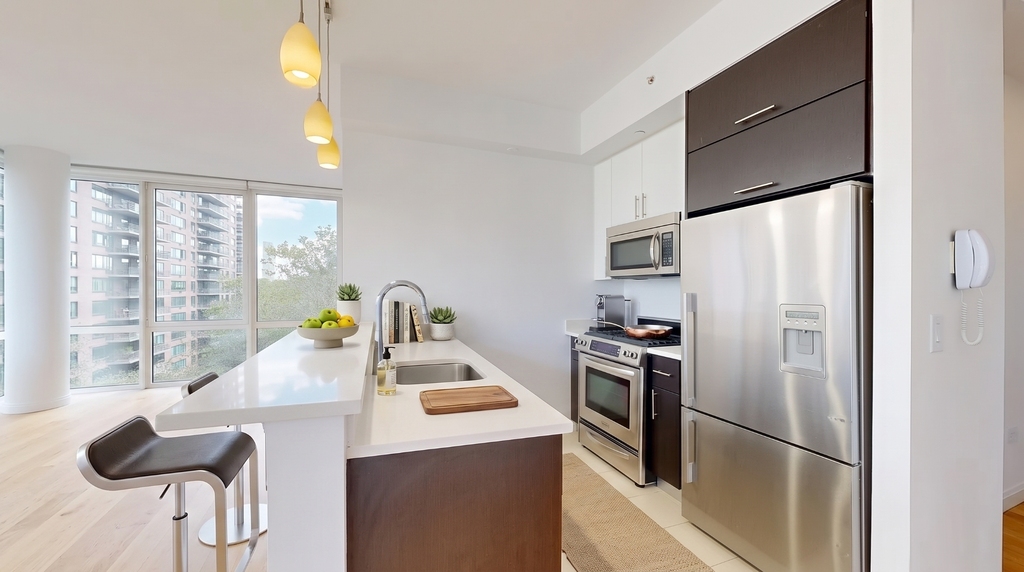 795 Columbus Avenue - Photo 2