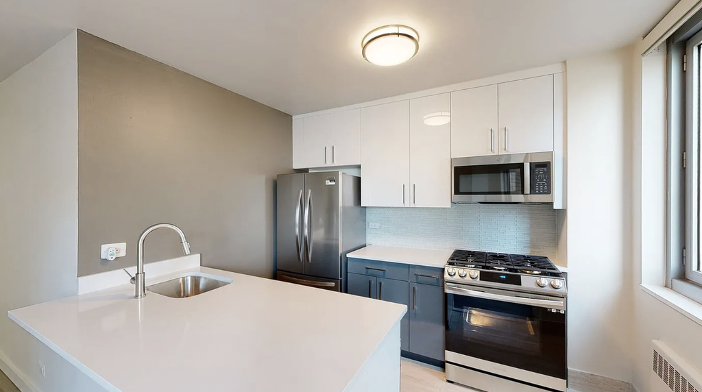 401 East 34th Street - Photo 0