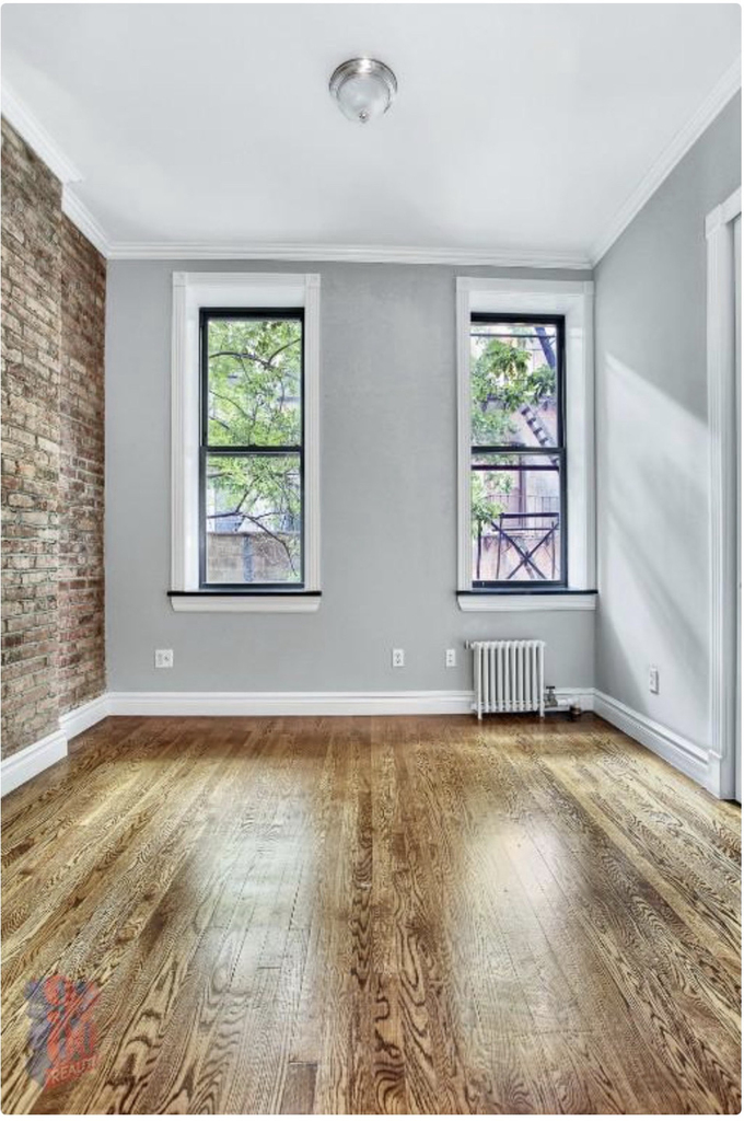 246 Mott Street - Photo 4