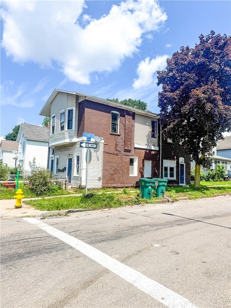 308 Reynolds Street - Photo 3