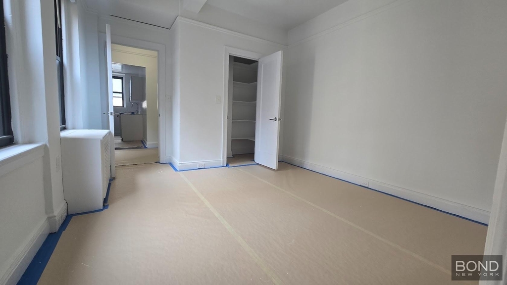 West 55th Street - Photo 3