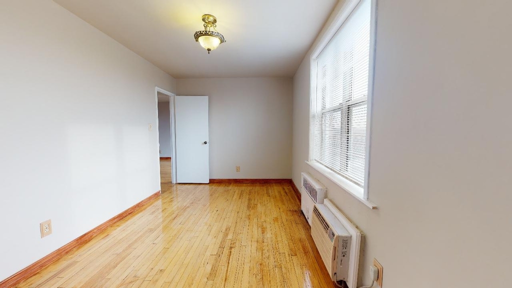 66-15 Thornton Place - Photo 12
