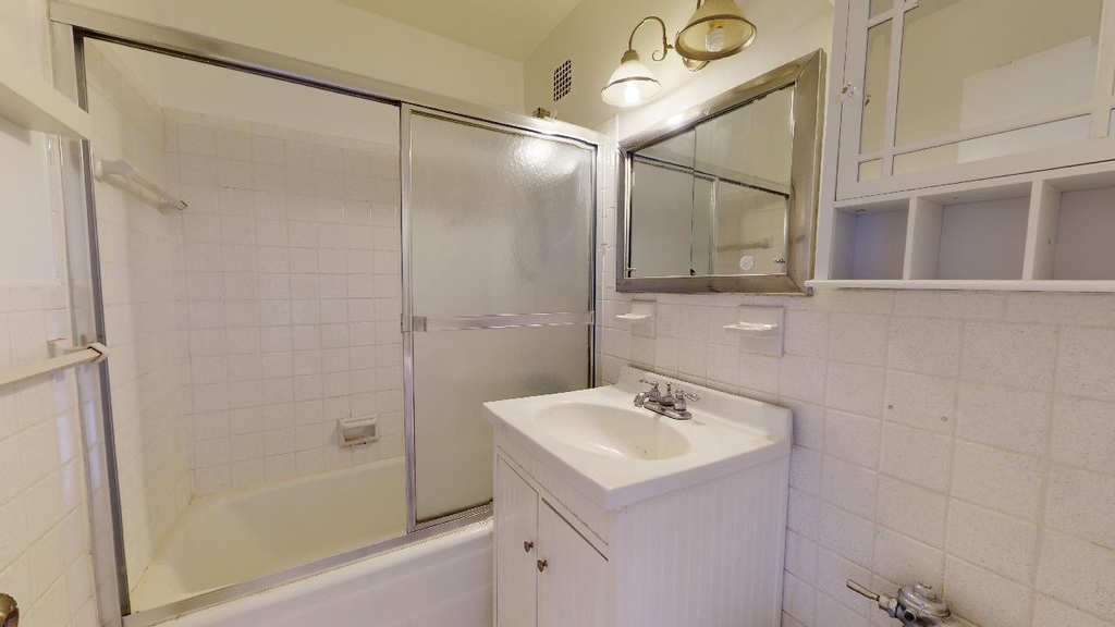 66-15 Thornton Place - Photo 14