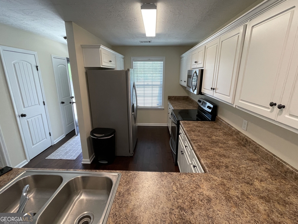 150 Buckhaven Way - Photo 1