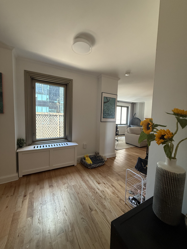 101 West 55th Street - Photo 3