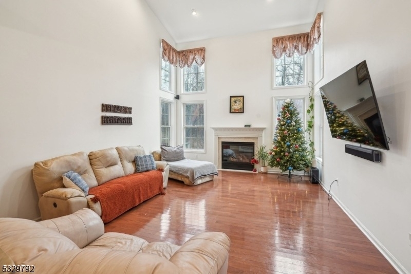 15 Shadow Hill Way - Photo 4