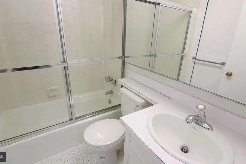 365 West 52nd Street - Photo 5