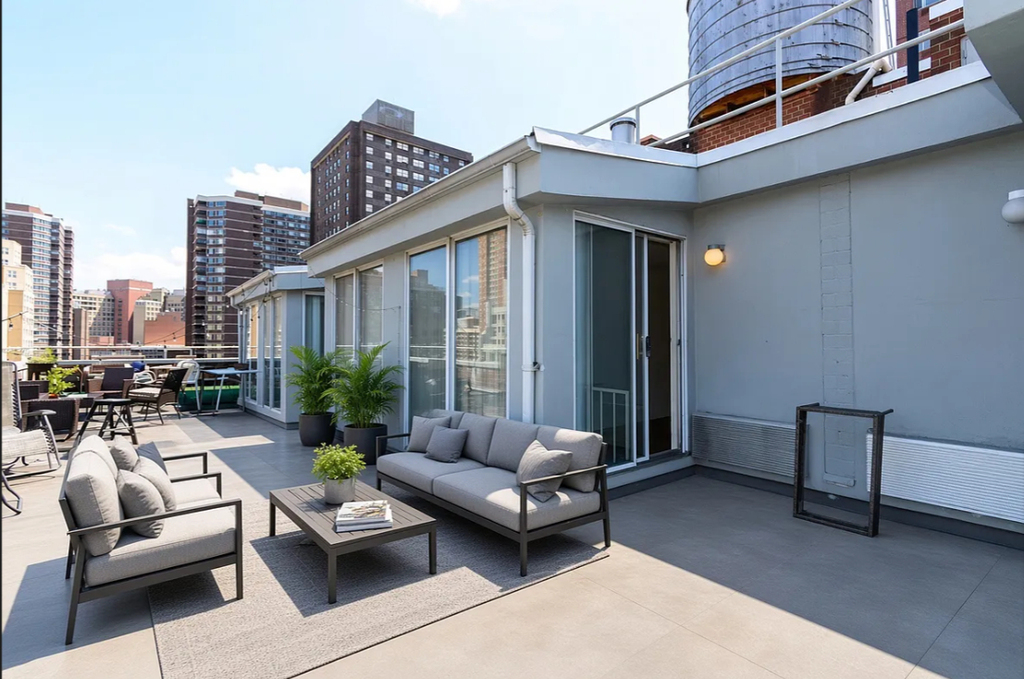 220 East 24th Street #8D - Photo 2