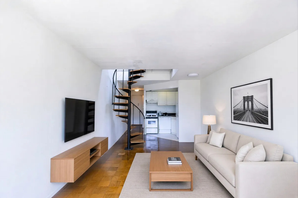 220 East 24th Street #8D - Photo 8