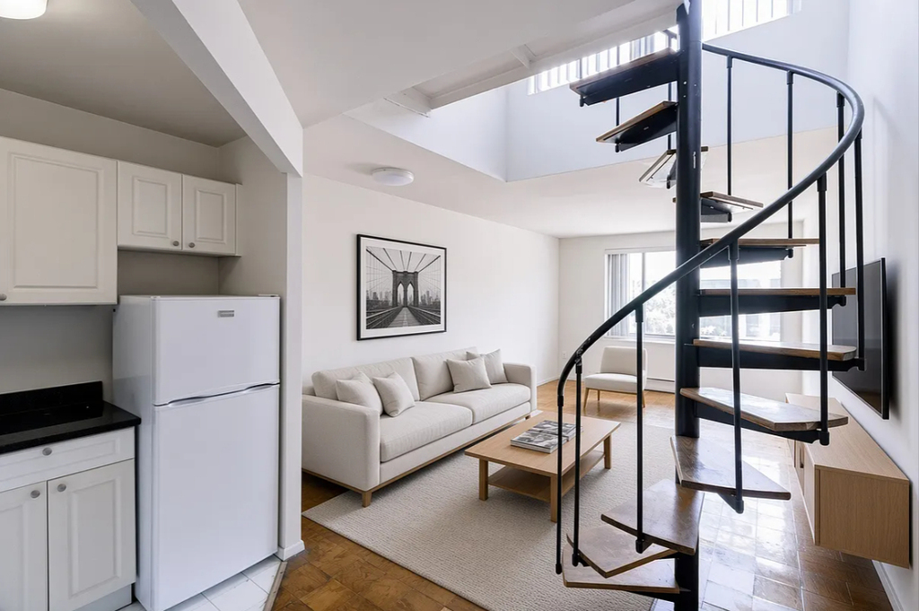 220 East 24th Street #8D - Photo 9