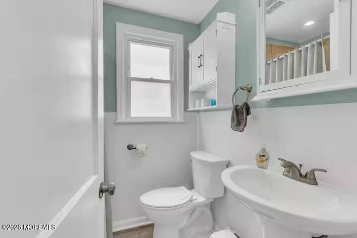 115 Dupont Avenue - Photo 3