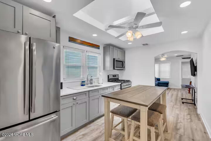 115 Dupont Avenue - Photo 1