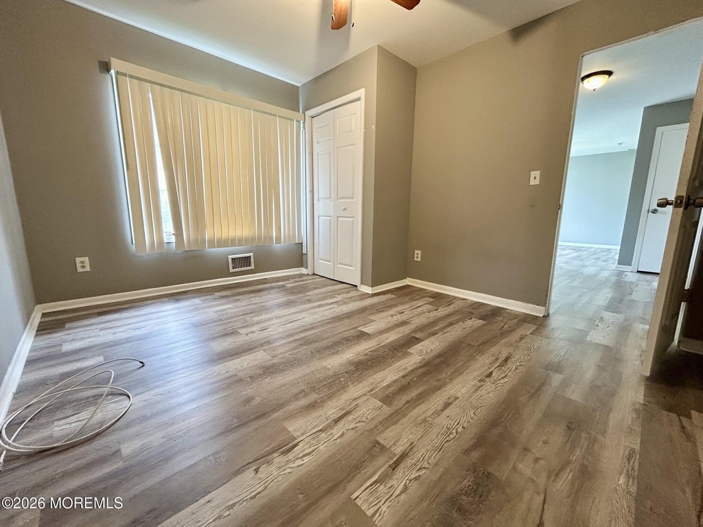 302 Center Street - Photo 9