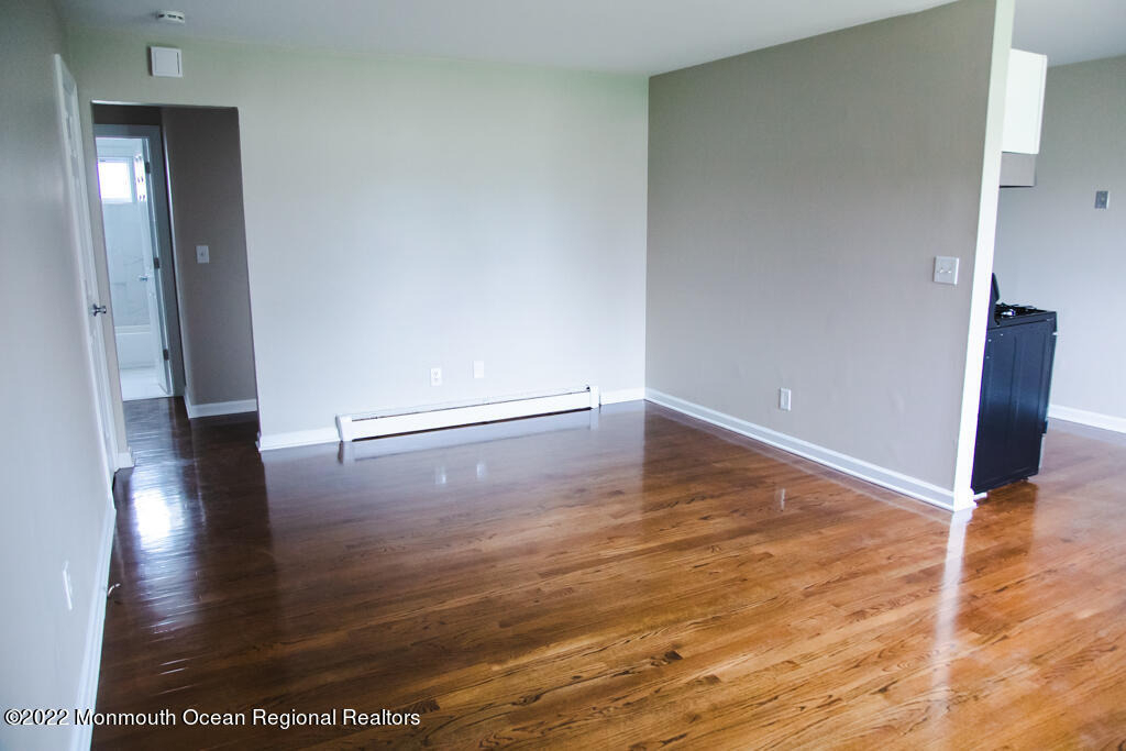 65 Steiner Avenue - Photo 2