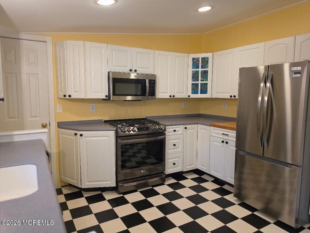 35 Academy Street - Photo 12