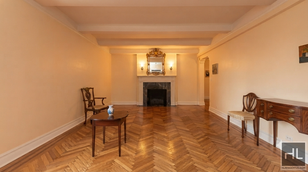 East 68 Street - Photo 0
