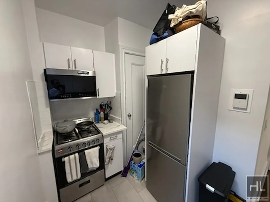 West 72 Street - Photo 2