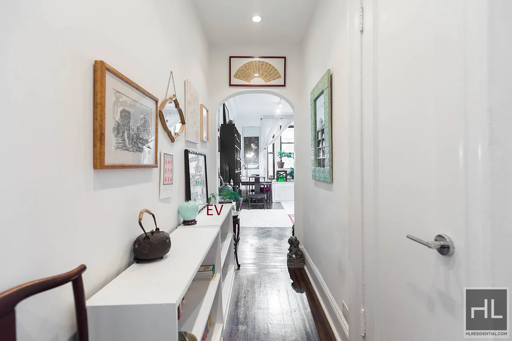West 72 Street - Photo 3