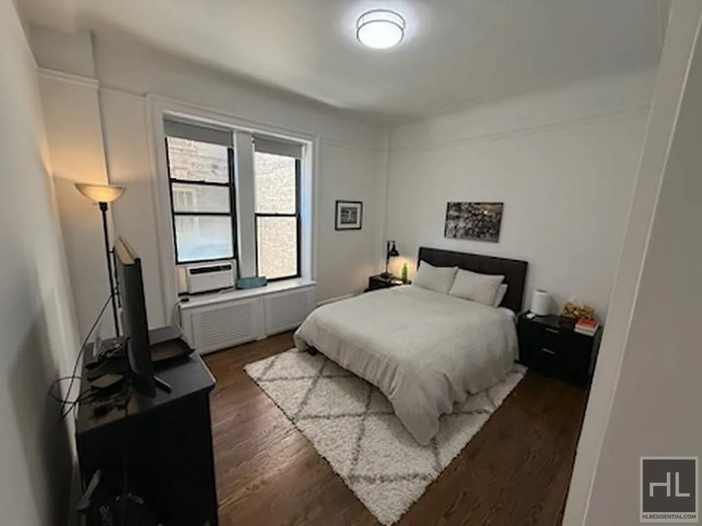 West 72 Street - Photo 4