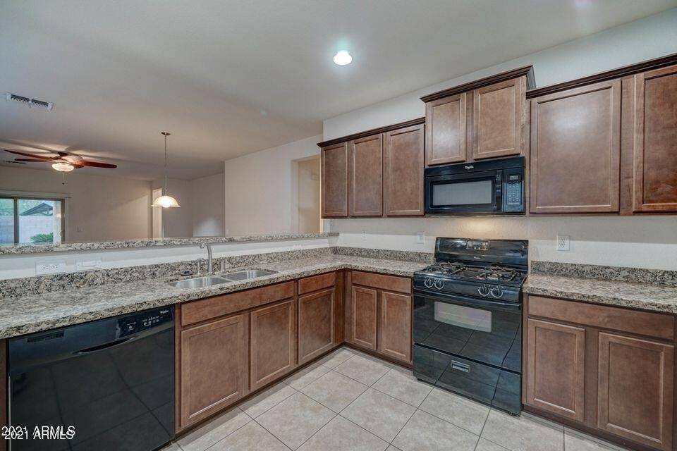 4582 W Crescent Road - Photo 1