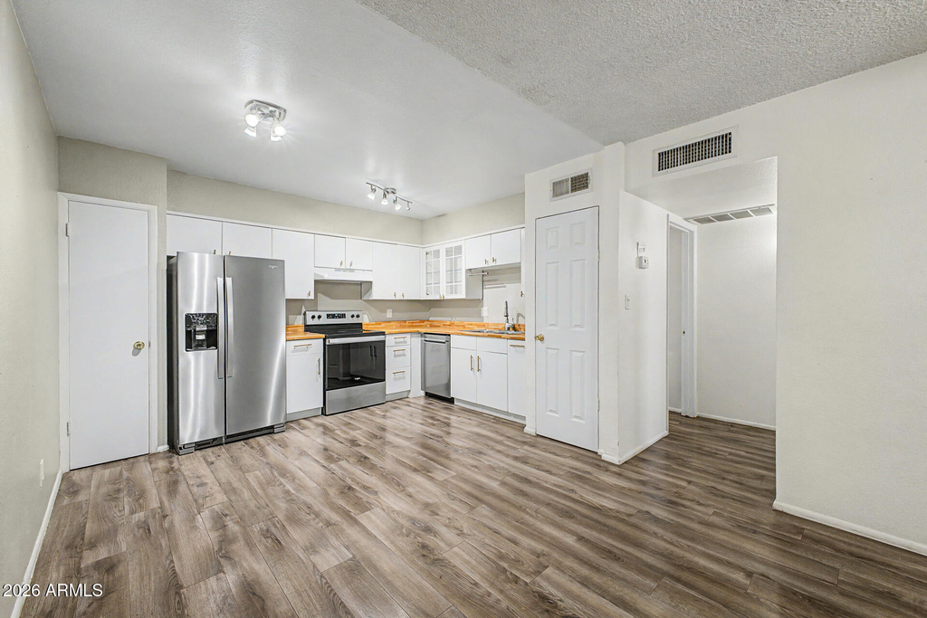 830 S Dobson Road - Photo 6